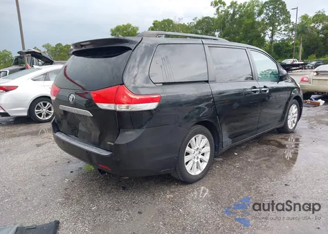 2011 Toyota Sienna Limited V6 z USA, uszkodzony, nr VIN 5TDYK3DC4BS020769